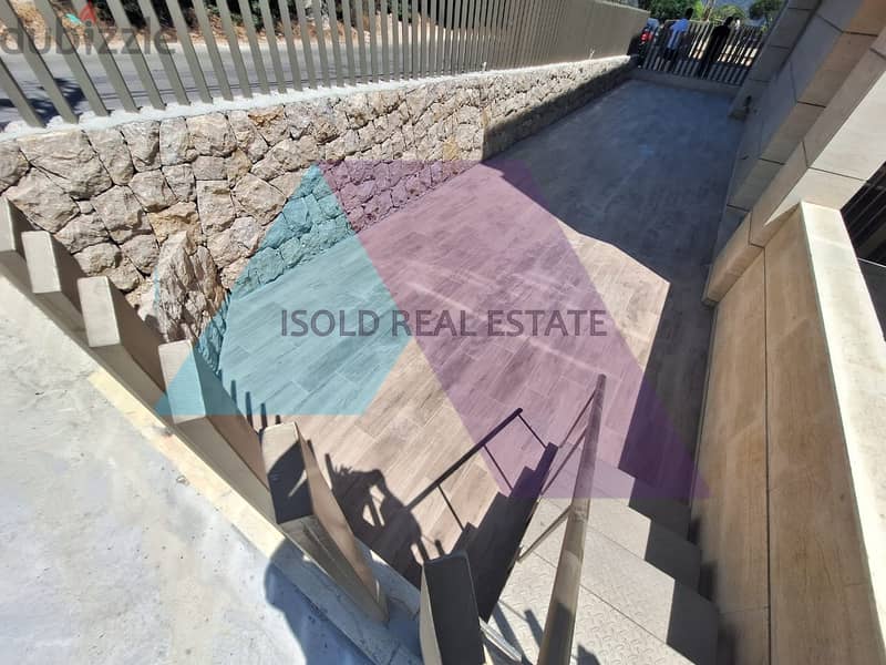 A 160 m2 apartment with 70m2 terrace for sale in Baabdat 1