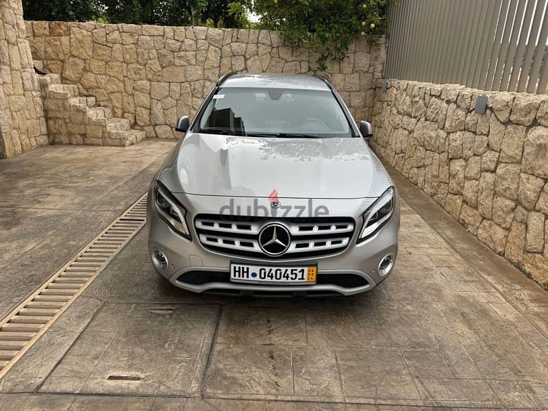 Mercedes-Benz GLA-Class gla250 4matic 4x4 german! facelift  2018 2