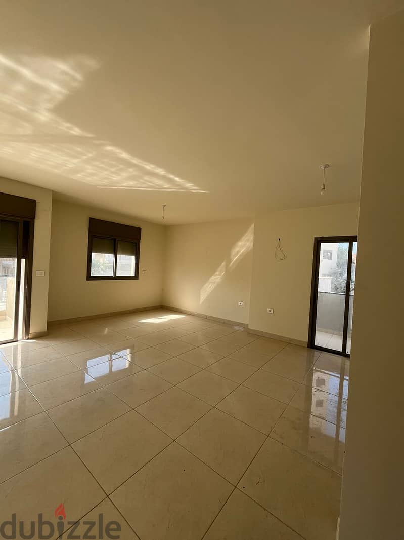 New Apartment for sale in Jdeideh شقة للبيع في جديدة 3