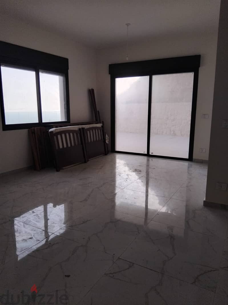 Apartment for sale in Blat شقة للبيع ب بلاط 1