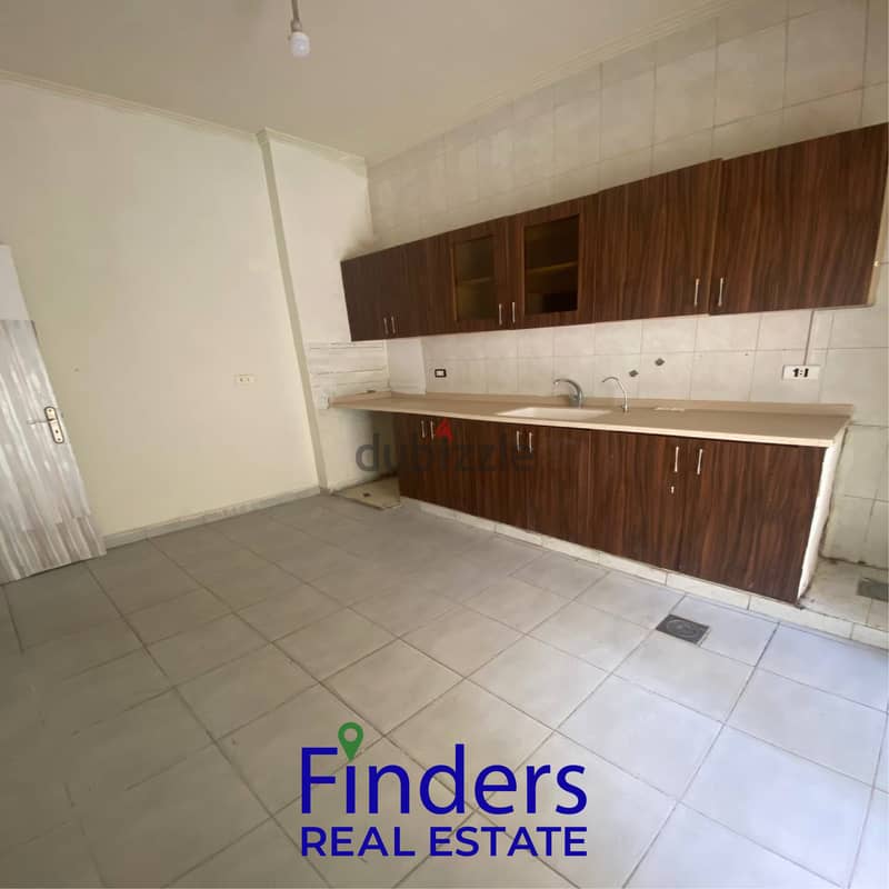 Apartment For Sale in Mansourieh!  |  شقة للبيع في المنصورية 3