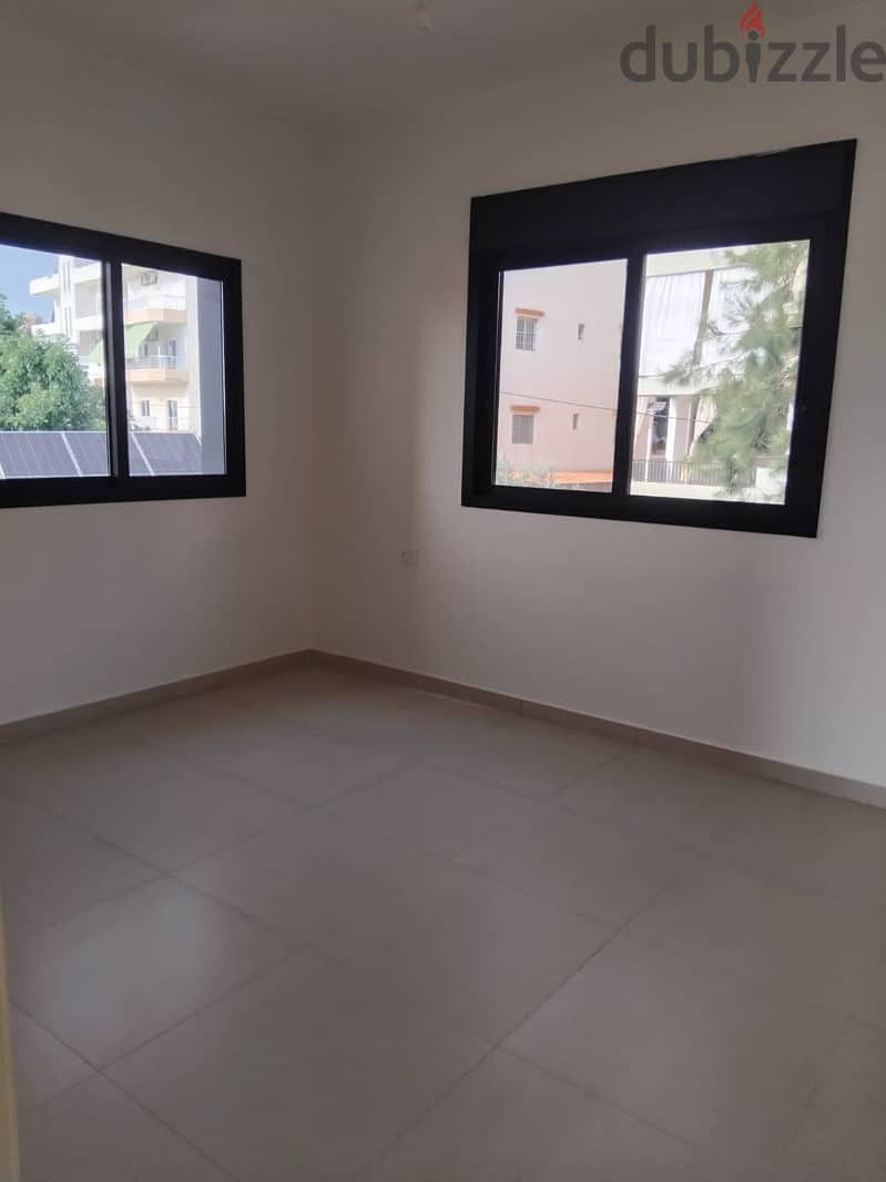 Apartment for sale in Blat شقة للبيع ب بلاط 13