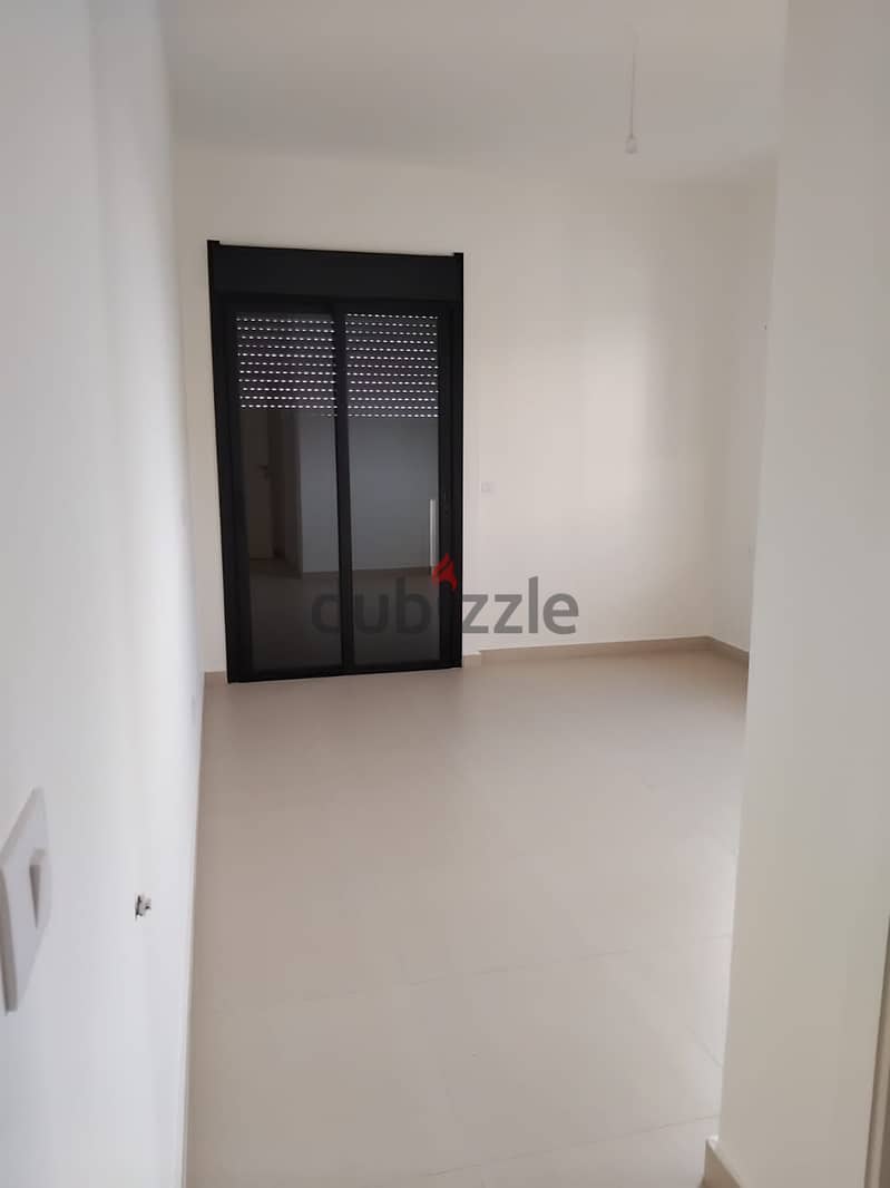 Apartment for sale in Blat شقة للبيع ب بلاط 14