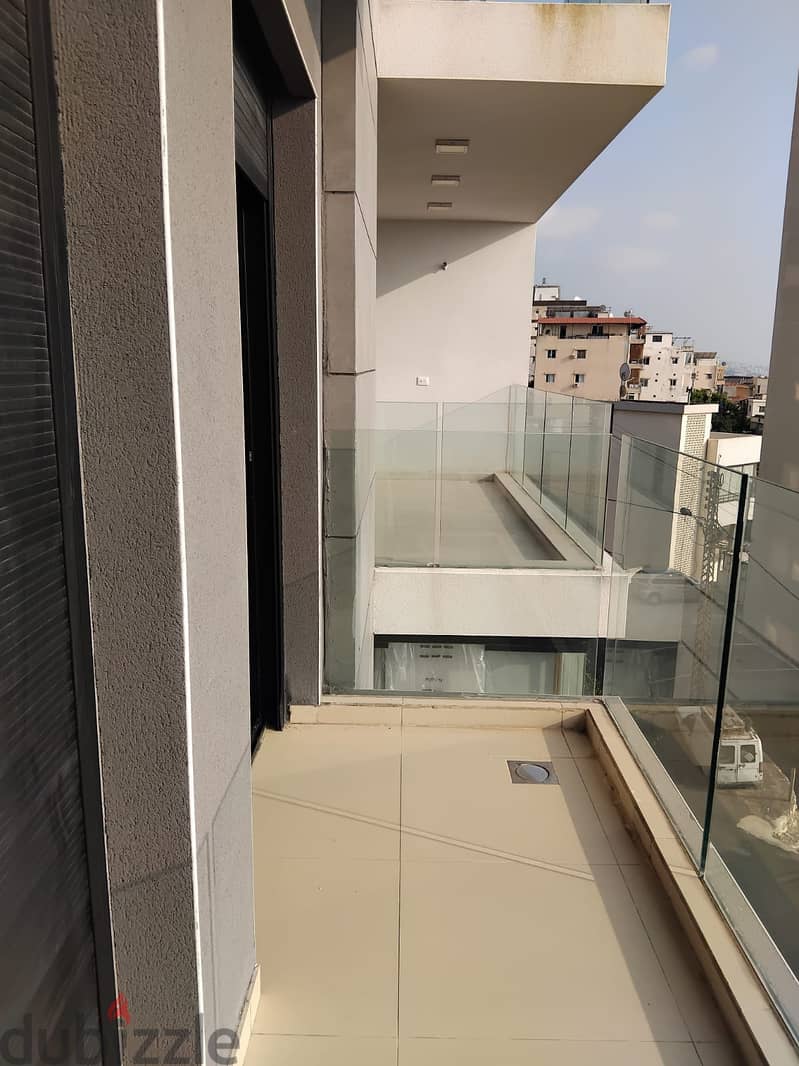 Apartment for sale in Blat شقة للبيع ب بلاط 17