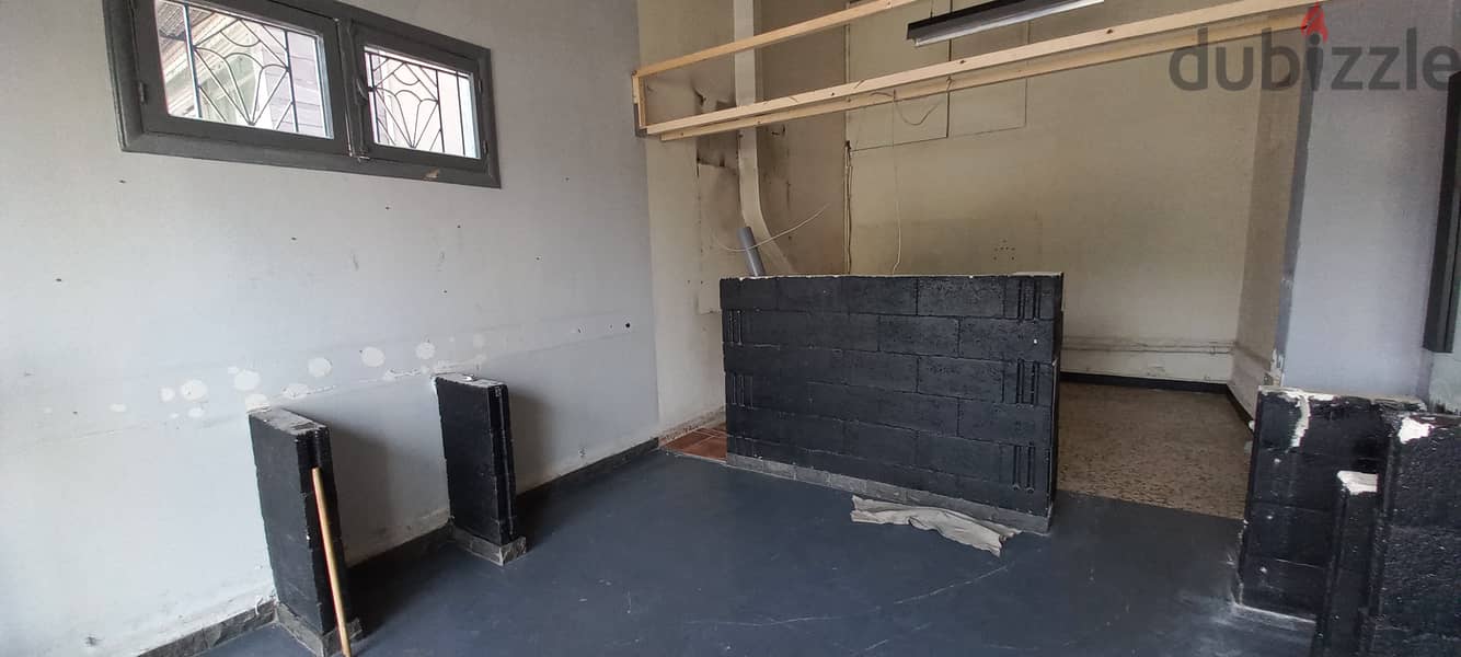 Two shops in one for rent in Jal el dibمحلين في واحد للإيجار 11