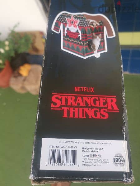 Stranger Things Cat Scratcher 1