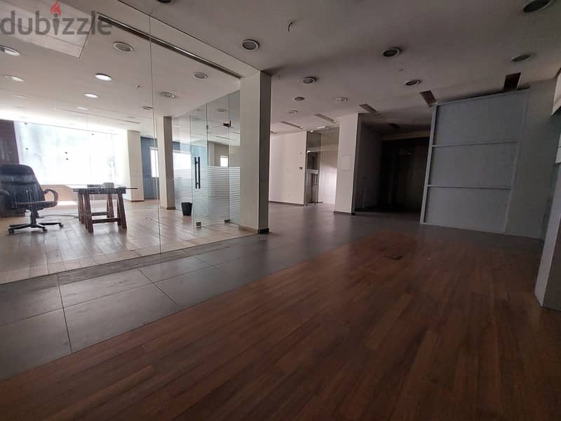 Building for rent in Elissar بناية للايجار في اليسار 2