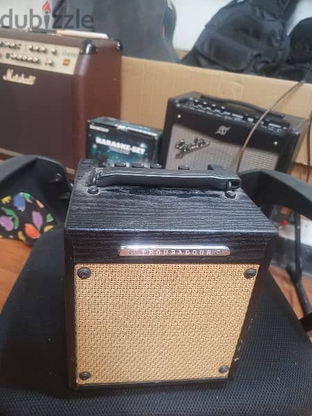 Troubadour Guitar Amp 0