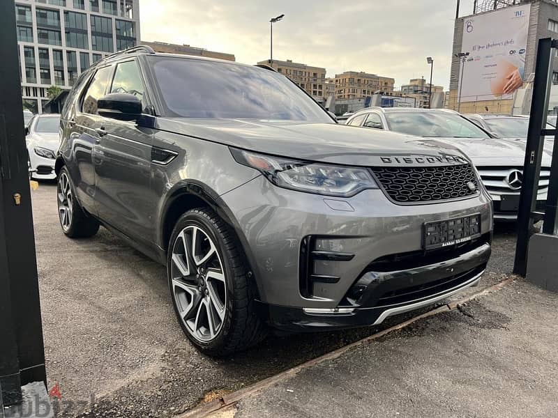 Land Rover Discovery  Luxury Dynamic 2017 1