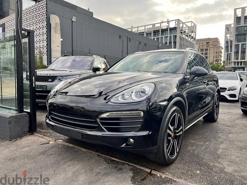 Porsche Cayenne 2011 V6 Camel interior 2