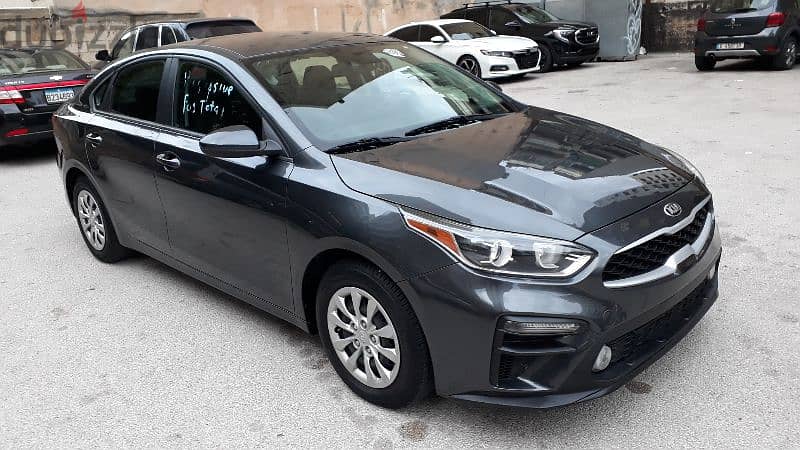 Amazing cerato 2022 for rent-Like new- سعر مغر 1