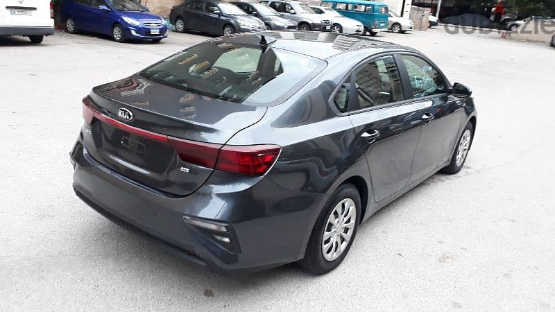 Amazing cerato 2022 for rent-Like new- سعر مغر 2