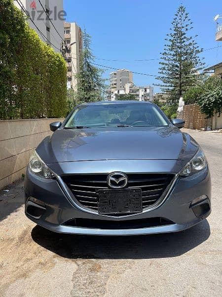 Mazda 3 2016 Gray Black interior 0