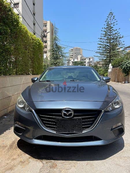 Mazda 3 2016 Gray Black interior 1