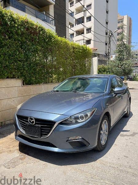 Mazda 3 2016 Gray Black interior 2