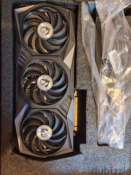 RTX 3090 Geoforce Gaming Trio 1