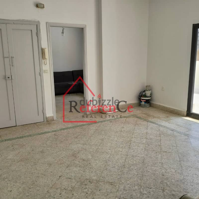 Apartment located in Ain El Remaneh for sale. شقة للبيع في عين الرمانة 6