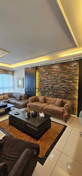 Very Classy l Beautifully Decorated 3-Bedroom Apartment in Caracas . 1