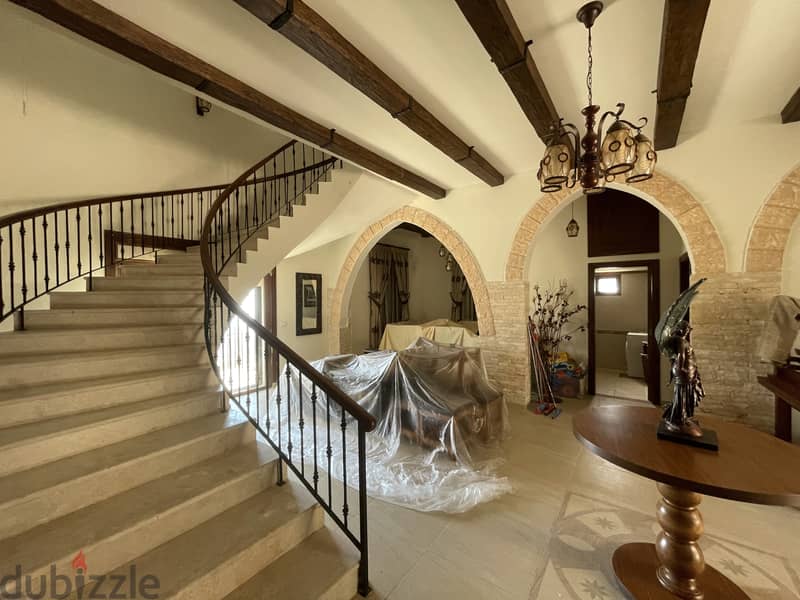 RWK327CA - Villa For Sale In Azra With a Breathtaking View 3