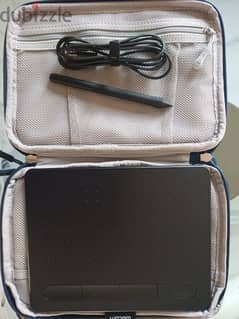 Wacom graphics tablet + pen + cover