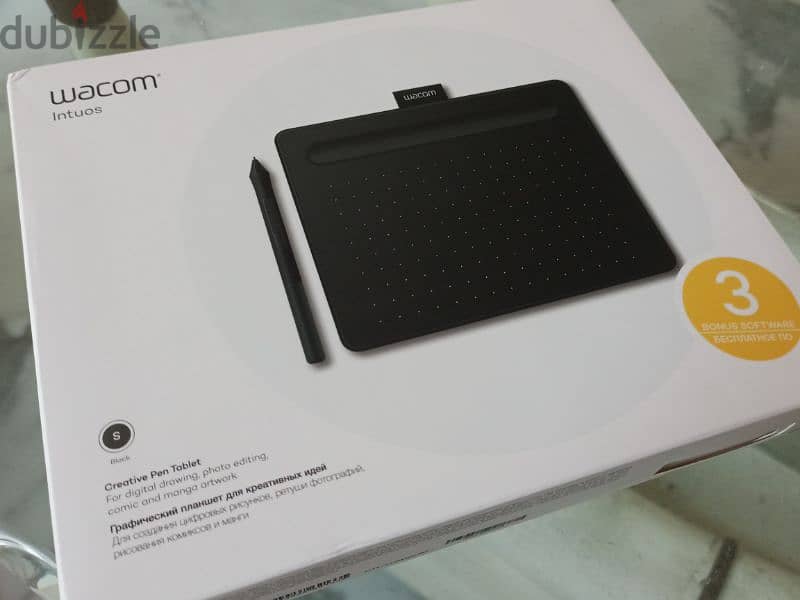 Wacom graphics tablet + pen + cover 3