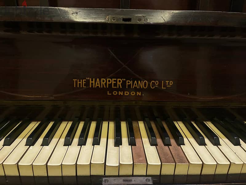 The "HARPER" Piano Co Ltd - 1922 3