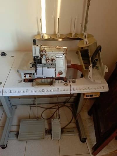 sewing machine antque /حبكة خياطة قديمة للبيع حديد في حالة جيدة