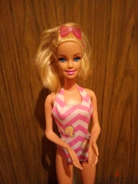 Barbie Puppy Swim School great Mattel doll moves her hands up+Shoes+ 1