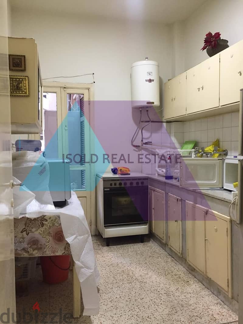 A 100 m2 apartment for sale in Achrafieh/Chahrouri 6