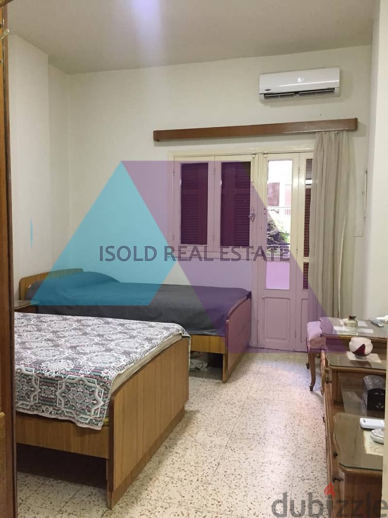 A 100 m2 apartment for sale in Achrafieh/Chahrouri 11