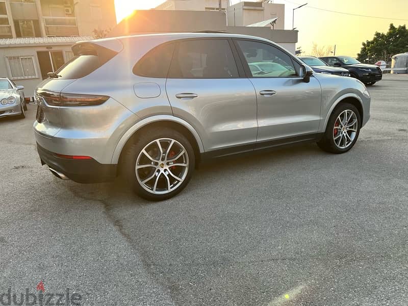 Porsche Cayenne v6 2020 2