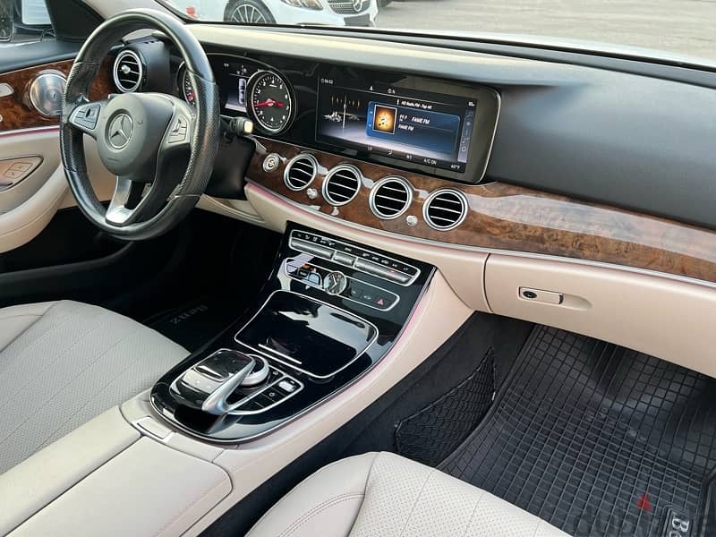 Mercedes-Benz E-Class 4matic 2017 17