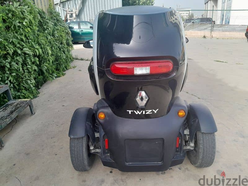 Renault Twizy 2018 AJNABYE سعر مغري 4