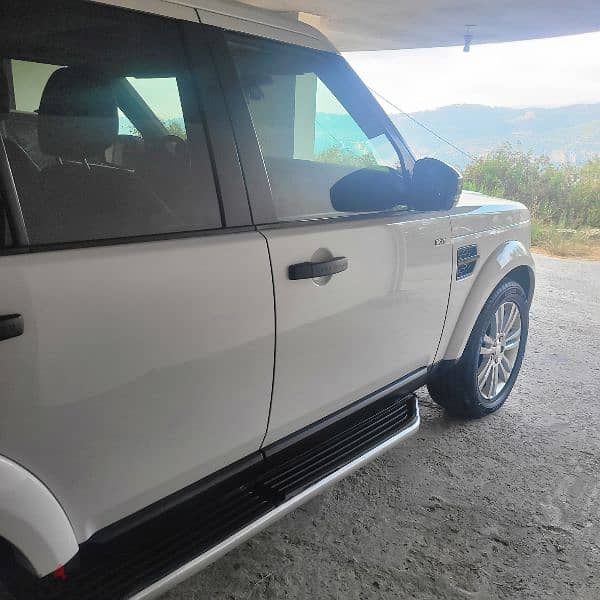 Land Rover LR4 2014 9