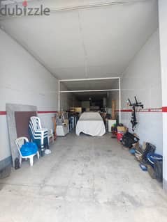 100 SQM Garage/Shop in Aoukar, Metn 0