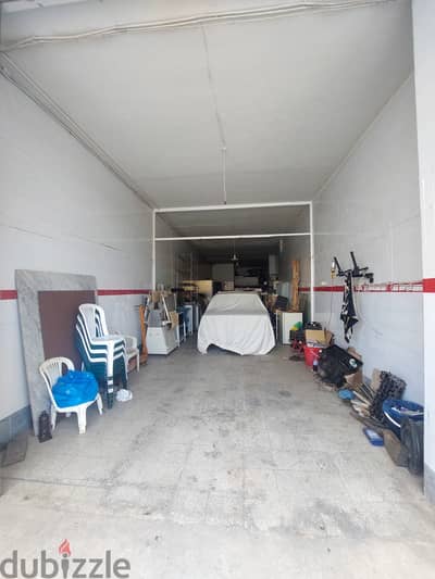 100 SQM Garage/Shop in Aoukar, Metn