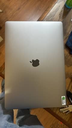 MacBook PRO 2019 core i9 16GB 512GB SSD Radeon Pro 555x 4GB dedicated 0