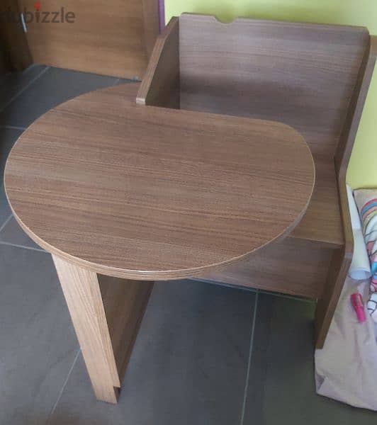 Wooden Desk Customized For Kids 2