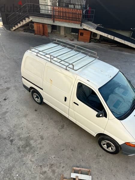 Toyota Hiace 2005 0