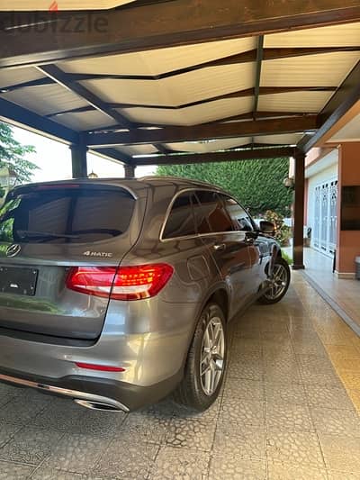 Mercedes-Benz GLC 300/4matic