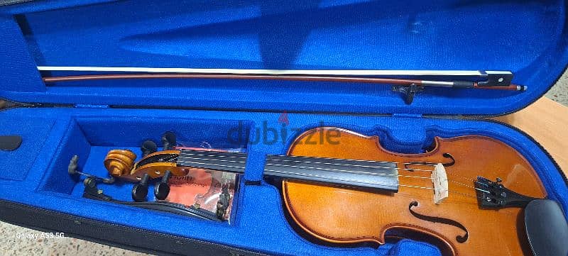 For Sale: Beginner's Violin  - Complete Set in Excellent Condition! 1