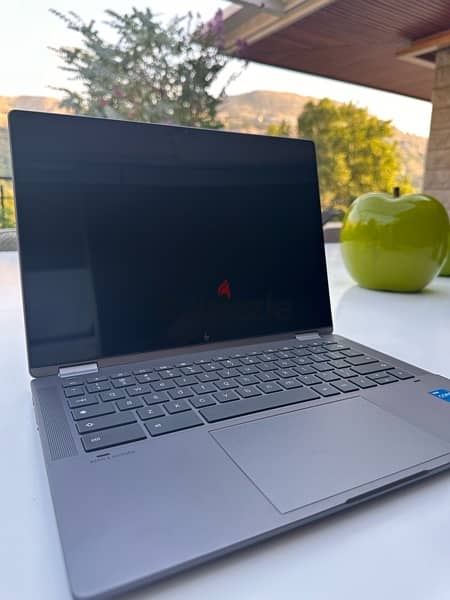 HP chromebook brand new bought 2month ago 1