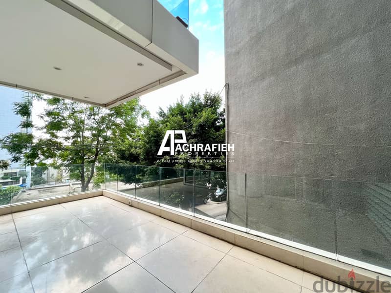 Apartment For Sale In Achrafieh - شقة للبيع في الأشرفية 5