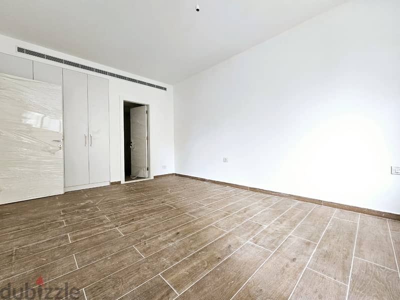 RA24-3572 Spacious Apartment in Clemenceau, 230m² is now for rent 8