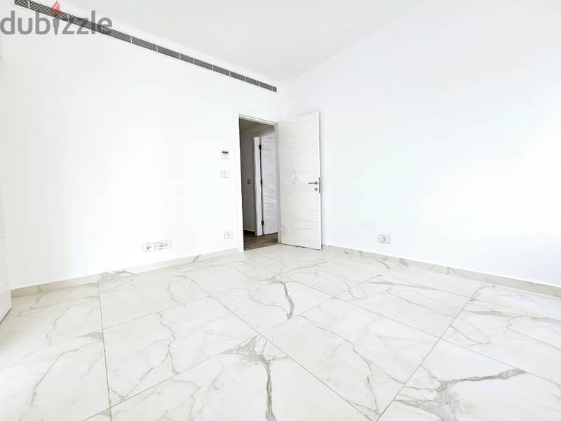 RA24-3572 Spacious Apartment in Clemenceau, 230m² is now for rent 9