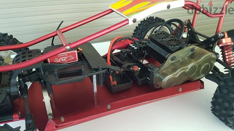 exchange on rc car , buggy 1/5 , 8S electric, excellent condition 5