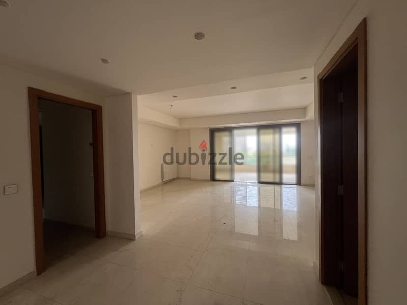 Apartment for rent in Waterfront,Dbayehشقة للايجار في نقاش 6