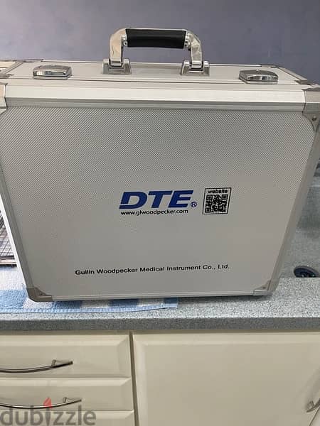 piezo DTE DS-II LED with 2 handpieces, 15 inserts, and big case 0