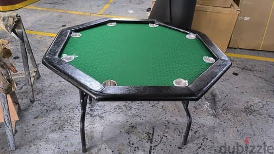 poker table