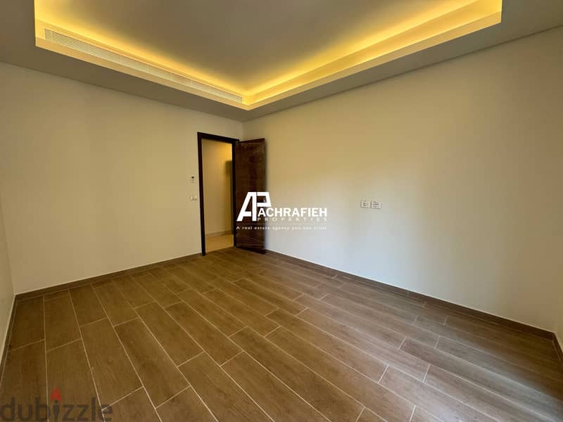 Apartment for Sale In Downtown - شقة للبيع في وسط بيروت 7